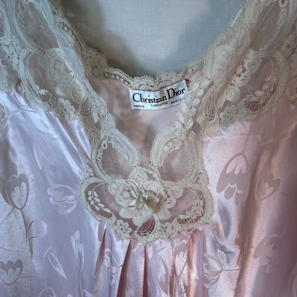 VTG Christian Dior Women's Pink Floral Jacquard Satin Lace Trim Nightgown Sz M - Picture 6 of 15